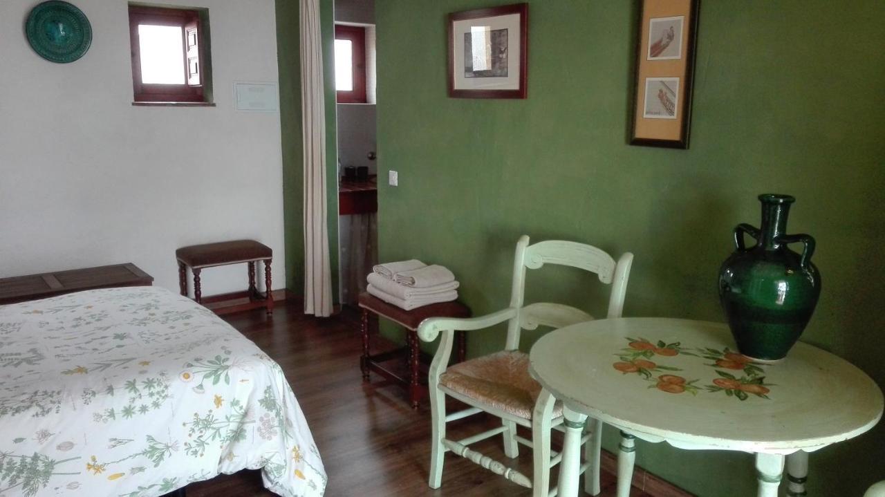 La Escuela Del Campo Bed & Breakfast Setenil De Las Bodegas ภายนอก รูปภาพ