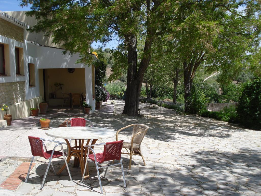 La Escuela Del Campo Bed & Breakfast Setenil De Las Bodegas ภายนอก รูปภาพ